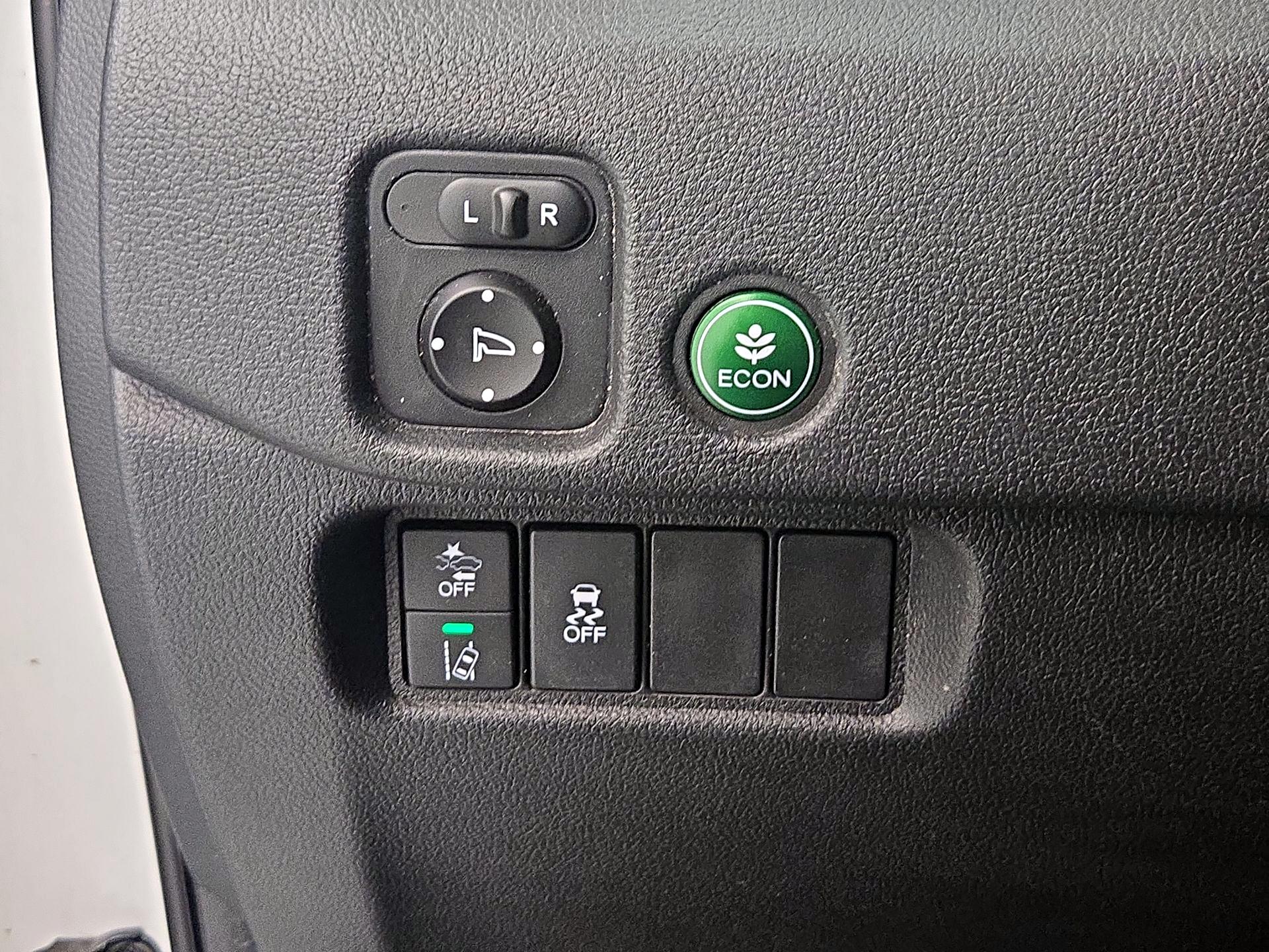 Thumbnail: 2019 Honda Passport - 13