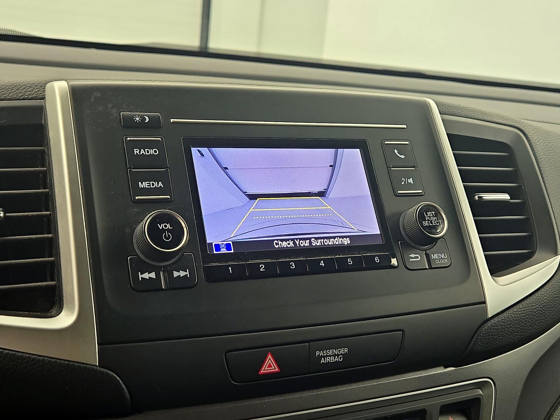 Thumbnail: 2019 Honda Passport - 14
