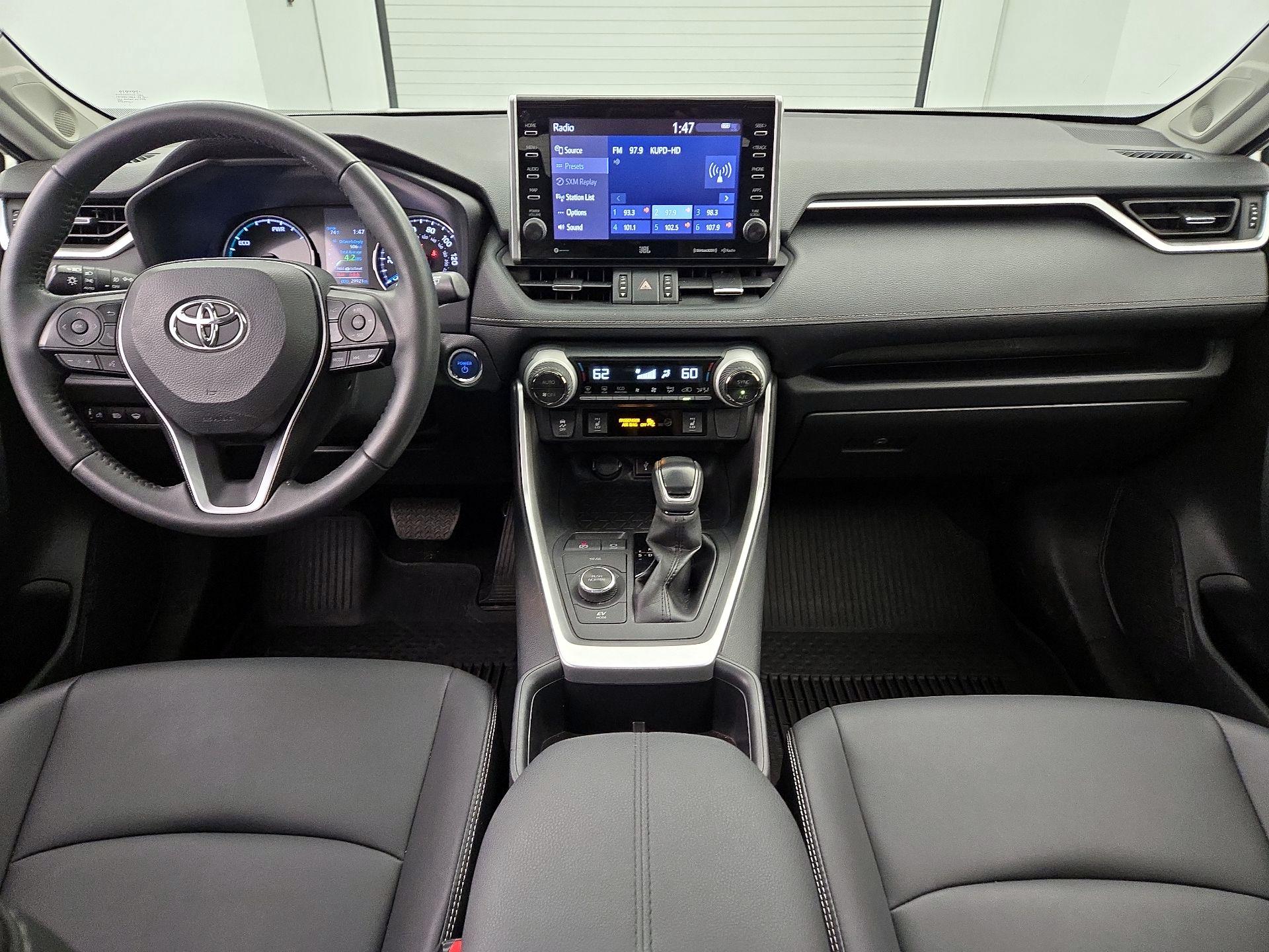 Thumbnail: 2022 Toyota RAV4 - 9