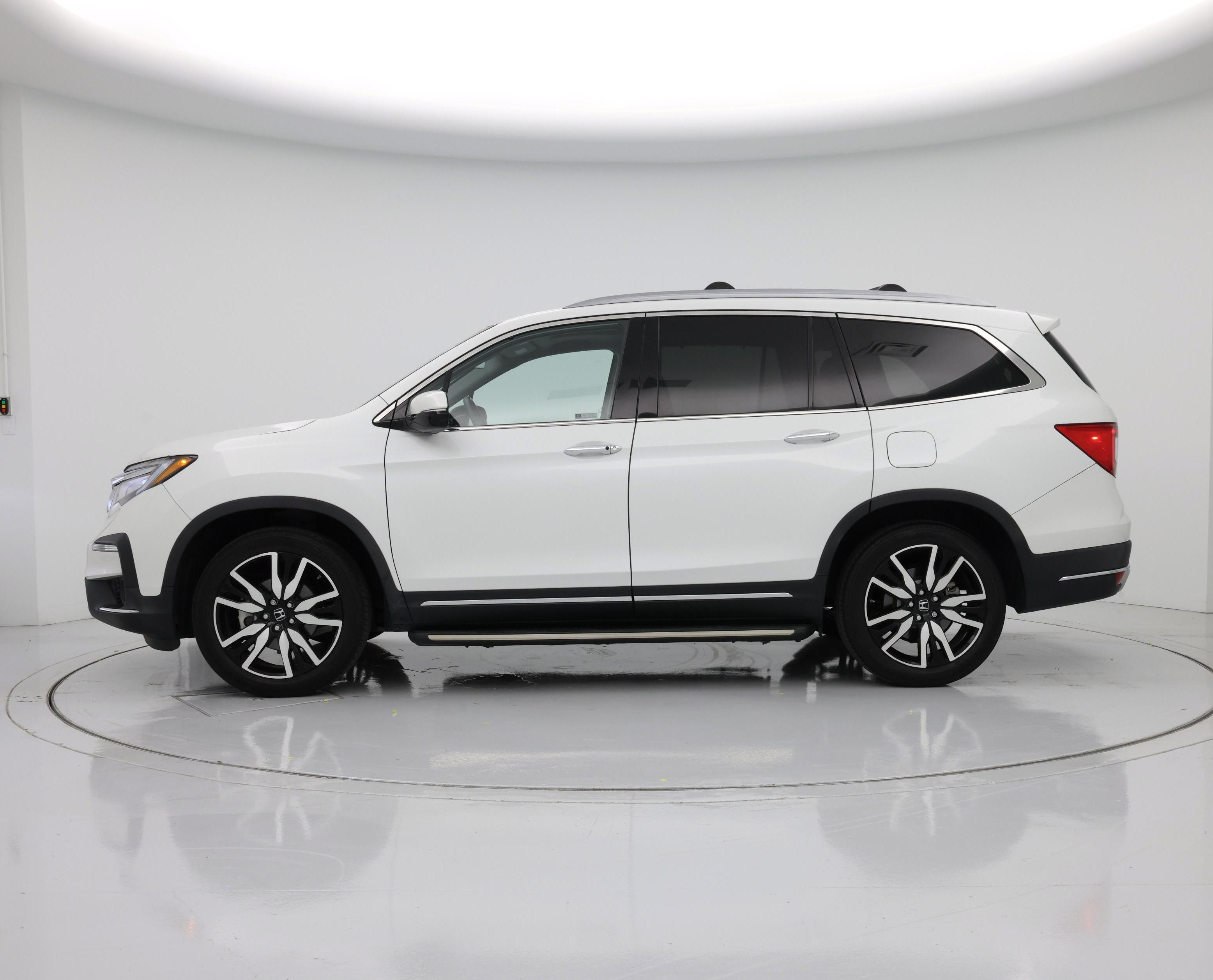Thumbnail: 2021 Honda Pilot - 3