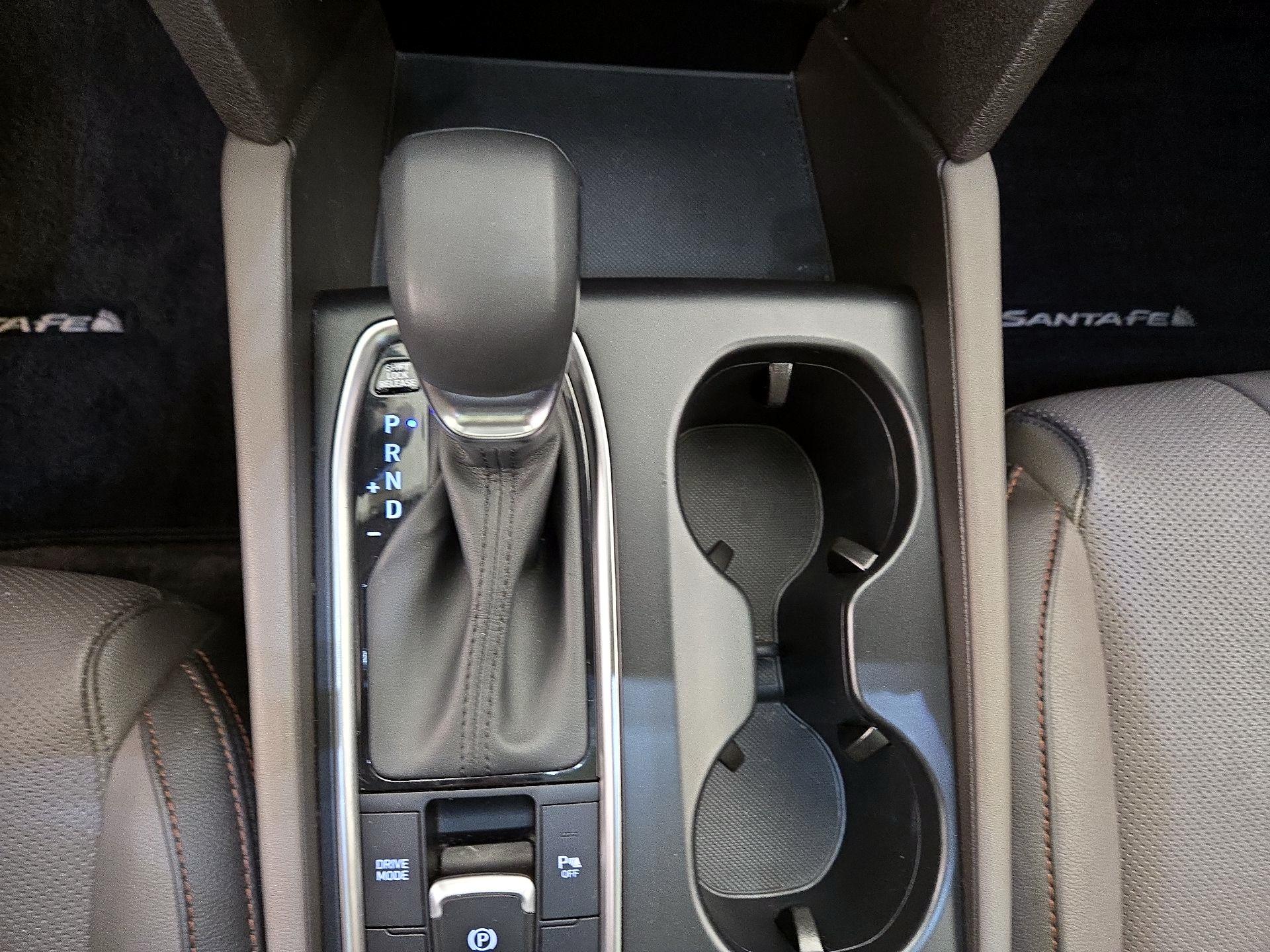 Thumbnail: 2019 Hyundai Santa Fe - 17