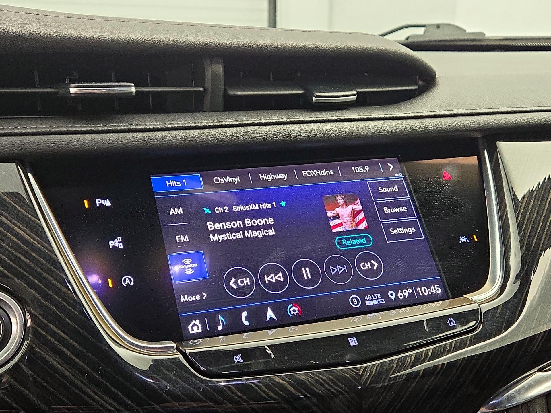 Thumbnail: 2020 Cadillac XT6 - 16