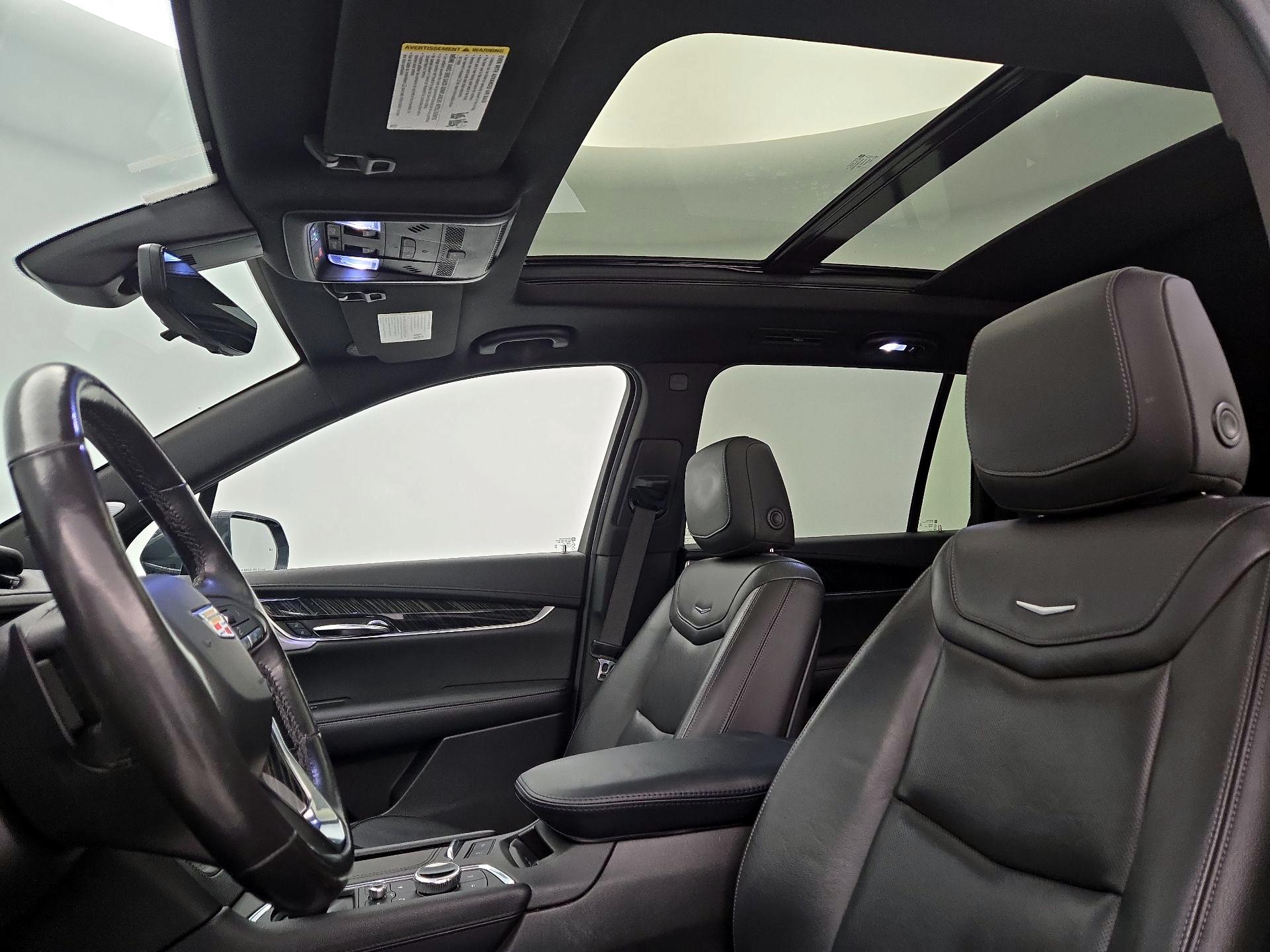 Thumbnail: 2020 Cadillac XT6 - 20
