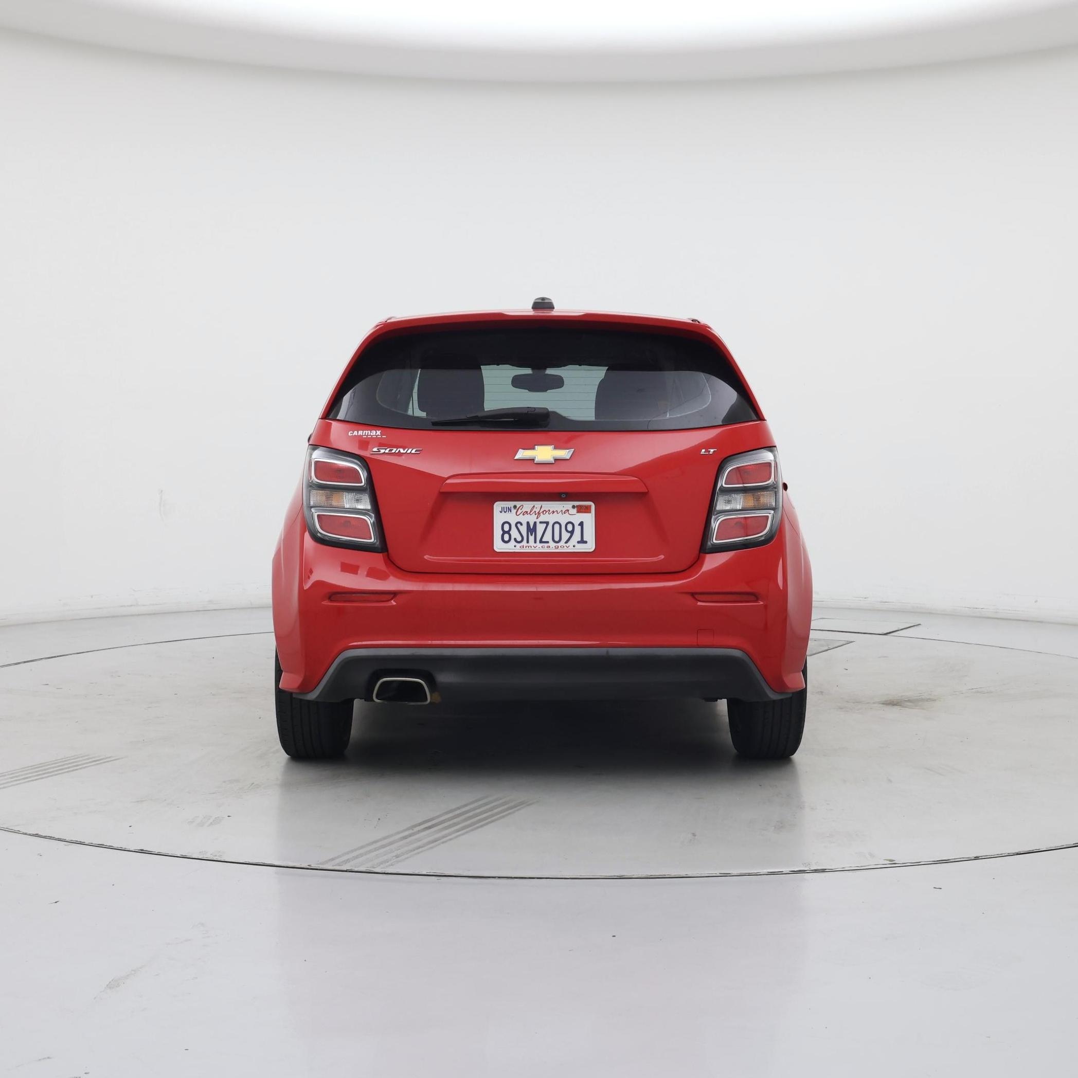Thumbnail: 2017 Chevrolet Sonic - 6