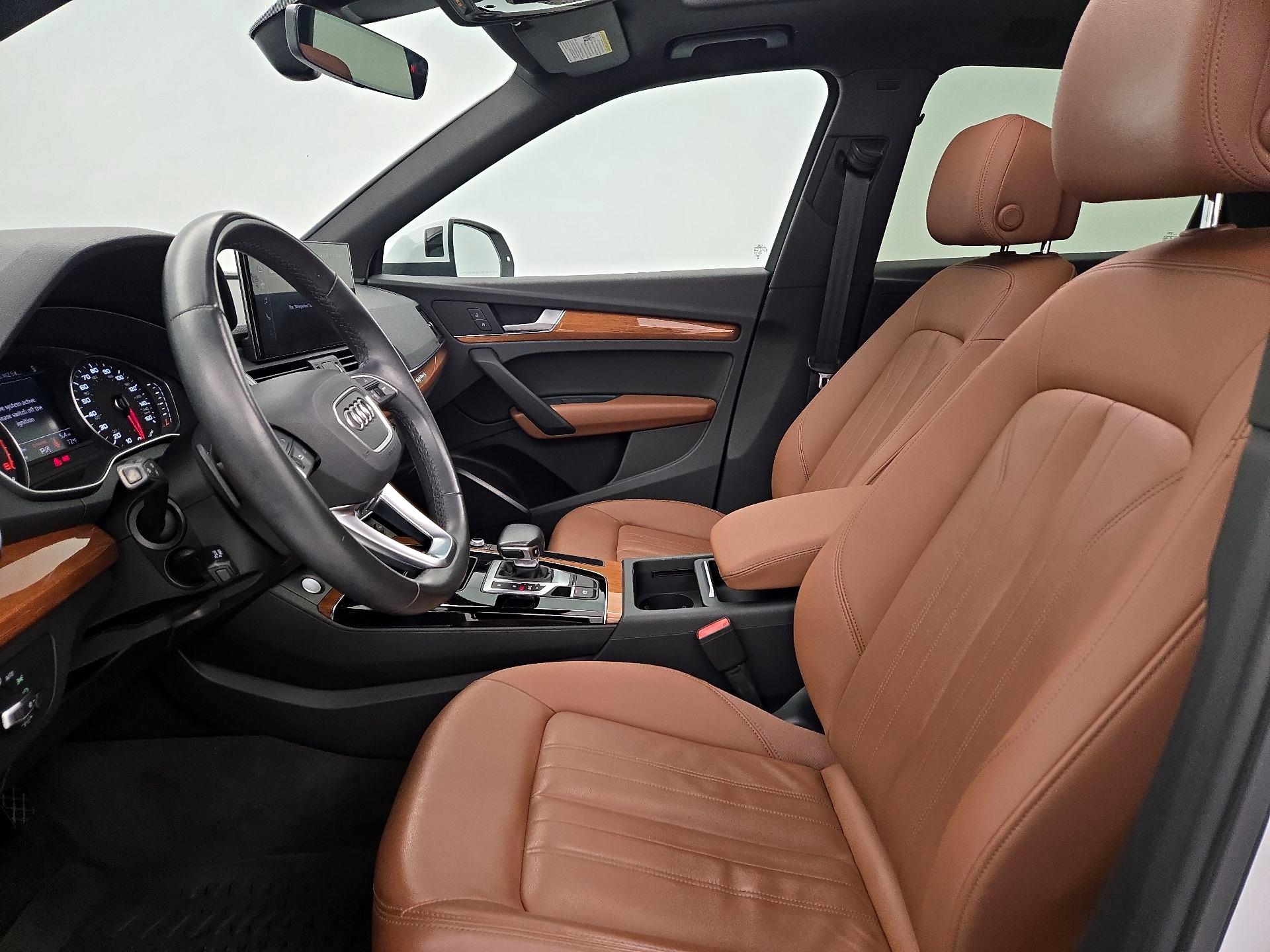 Thumbnail: 2021 Audi Q5 - 11