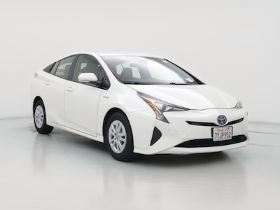 White 2017 Toyota Prius Two