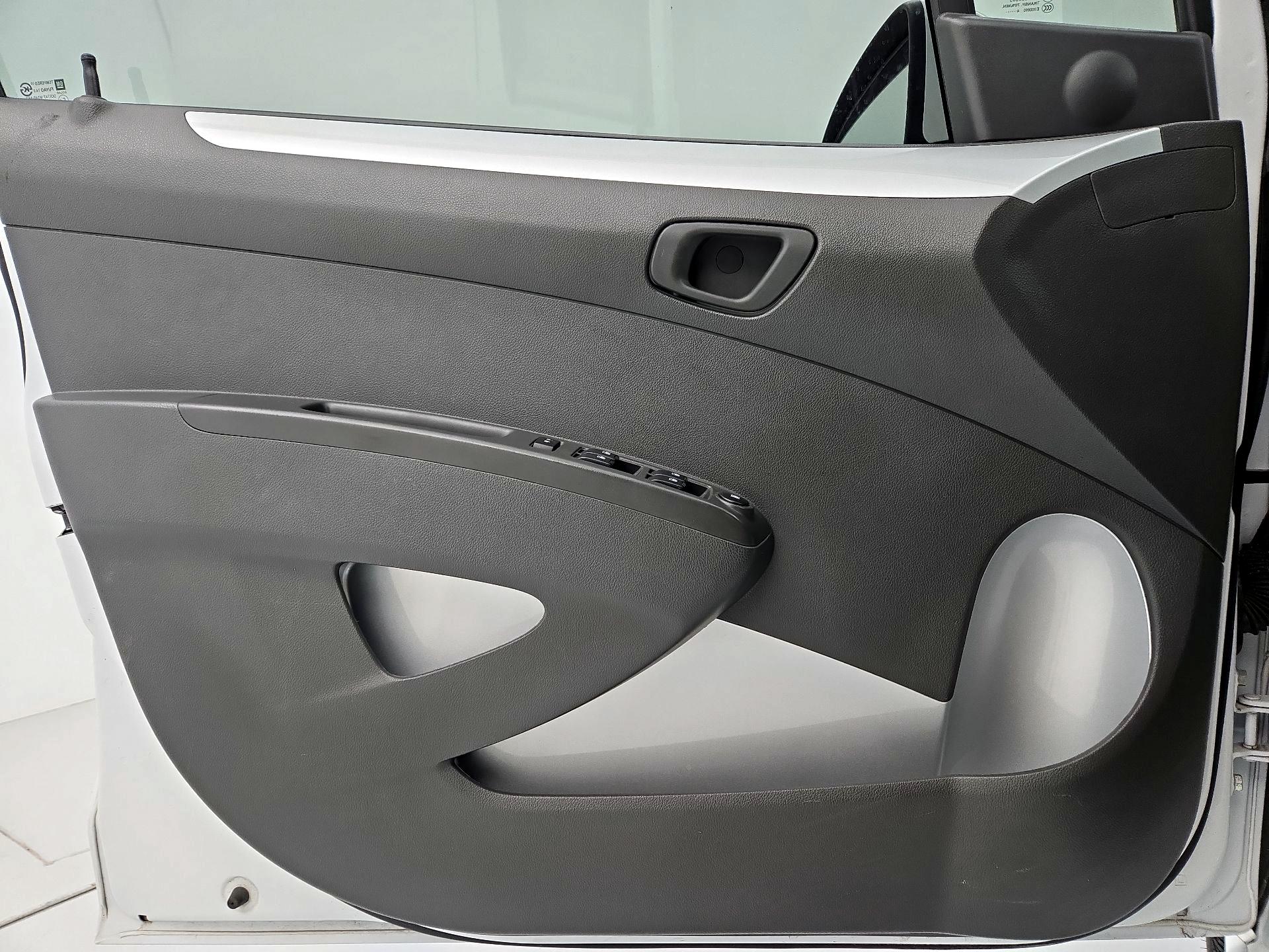 Thumbnail: 2015 Chevrolet Spark - 12