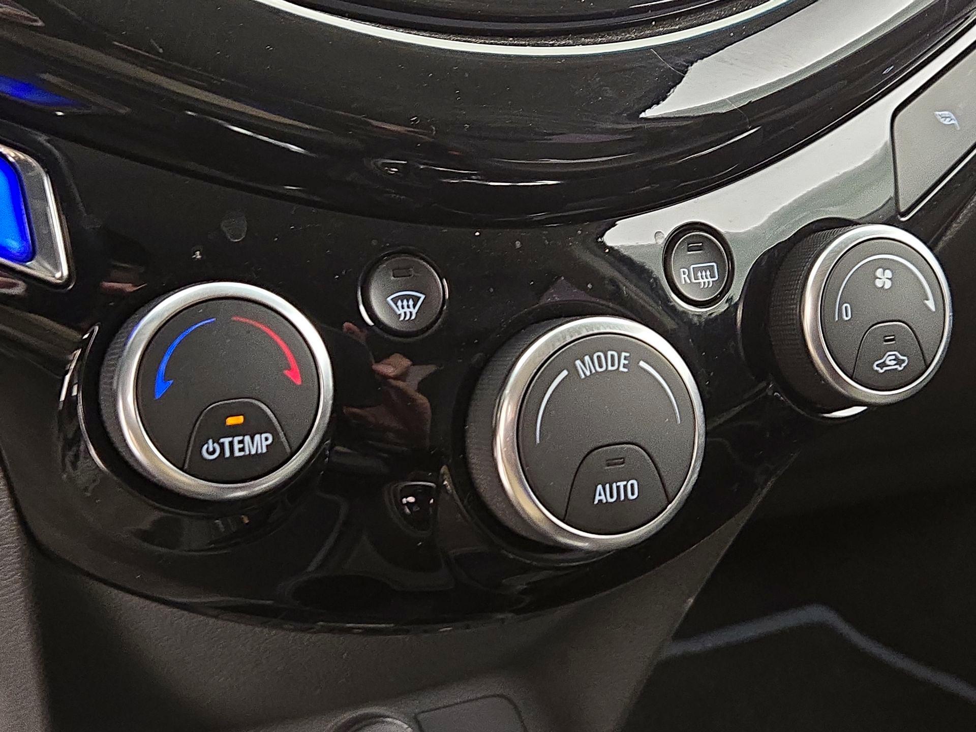 Thumbnail: 2015 Chevrolet Spark - 15