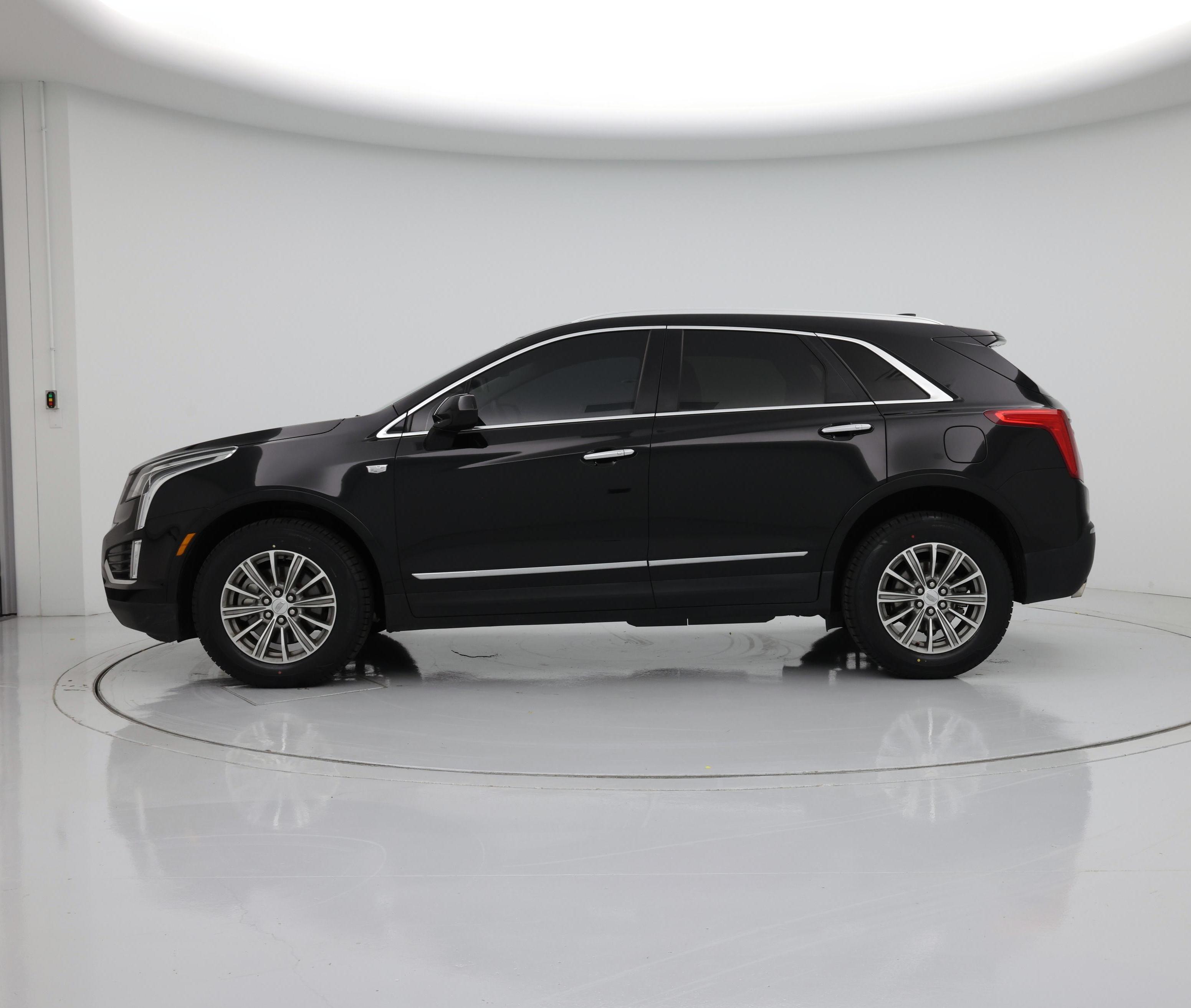 Thumbnail: 2018 Cadillac XT5 - 3