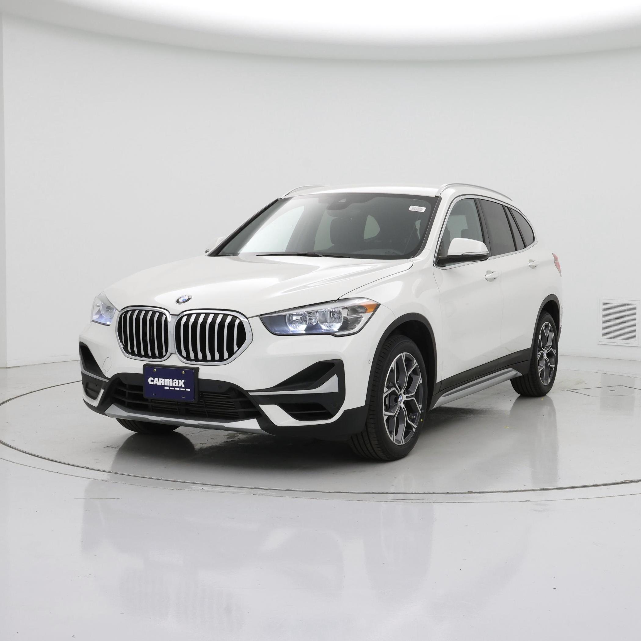 Thumbnail: 2021 BMW X1 - 4