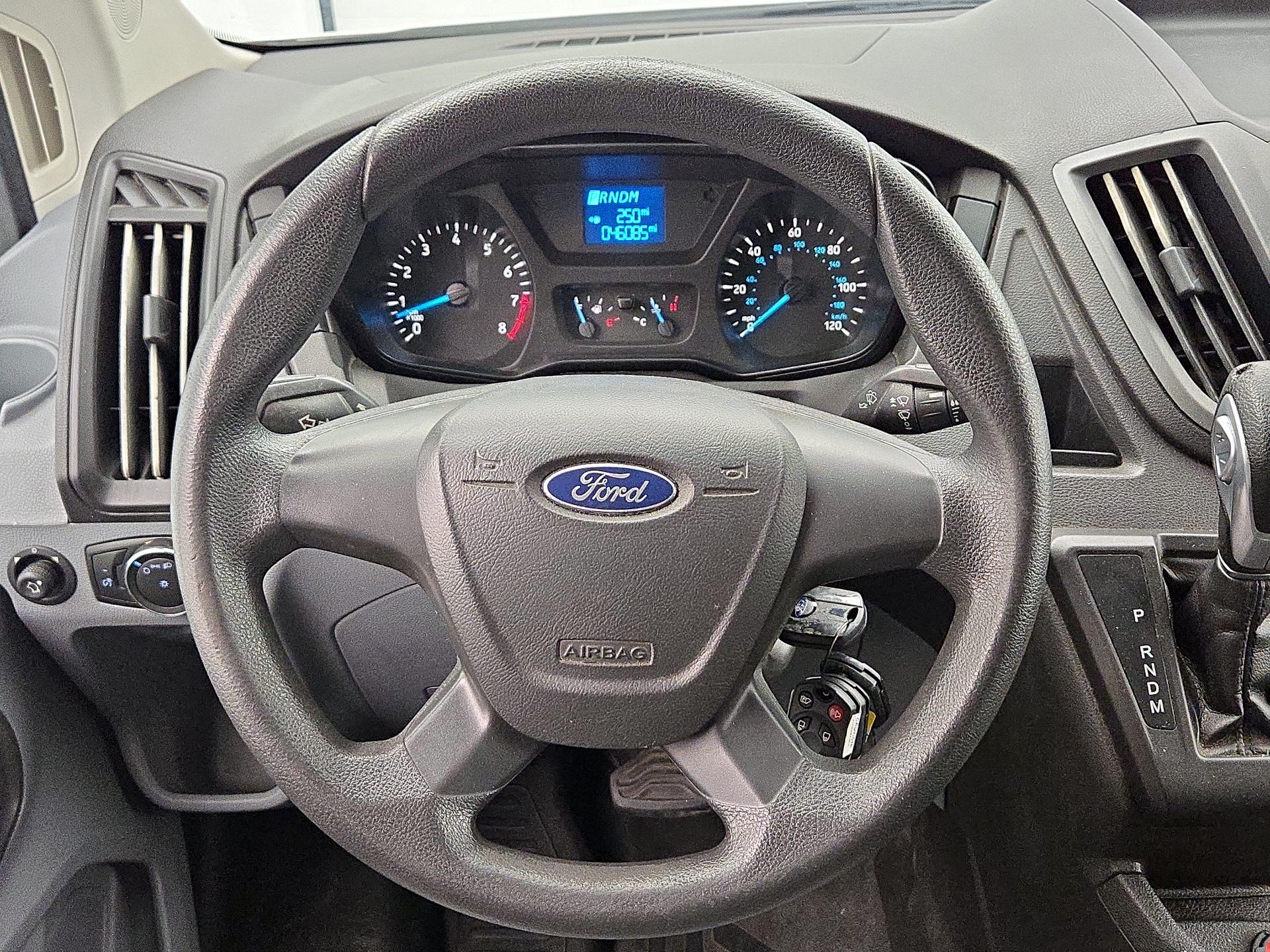 Thumbnail: 2017 Ford Transit Series - 10