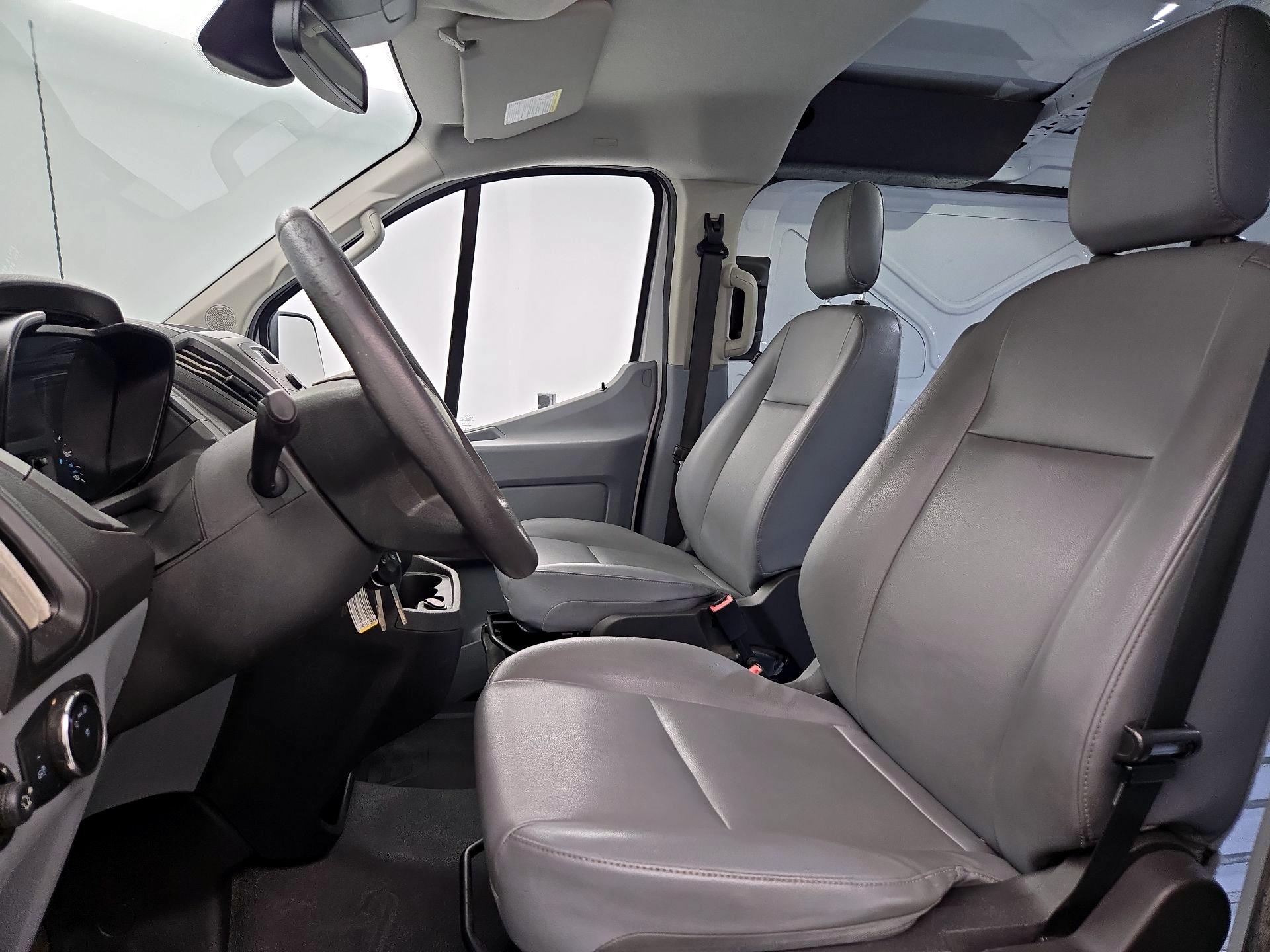 Thumbnail: 2017 Ford Transit Series - 11