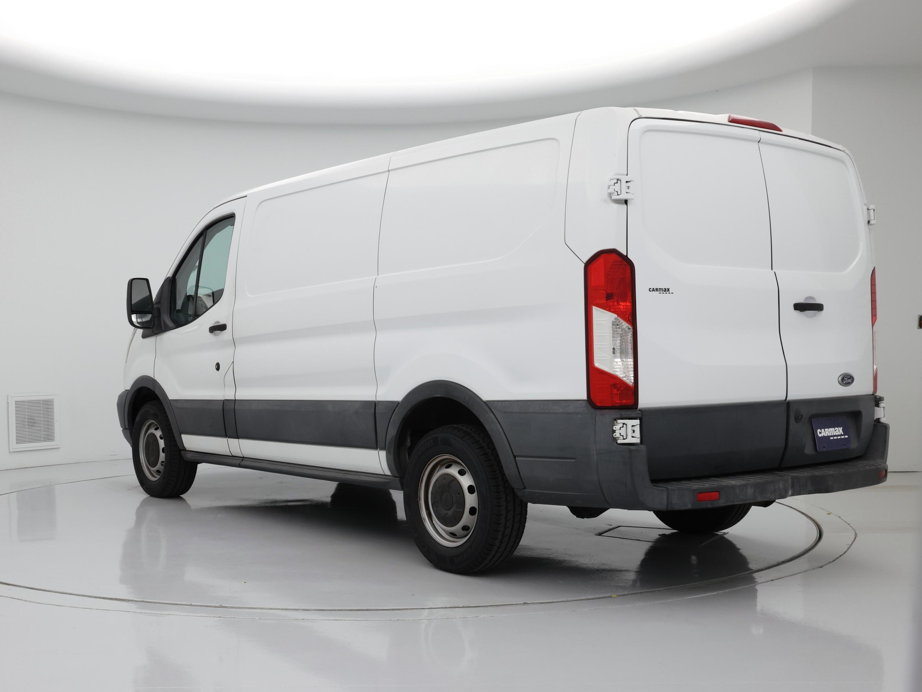 Thumbnail: 2017 Ford Transit Series - 2