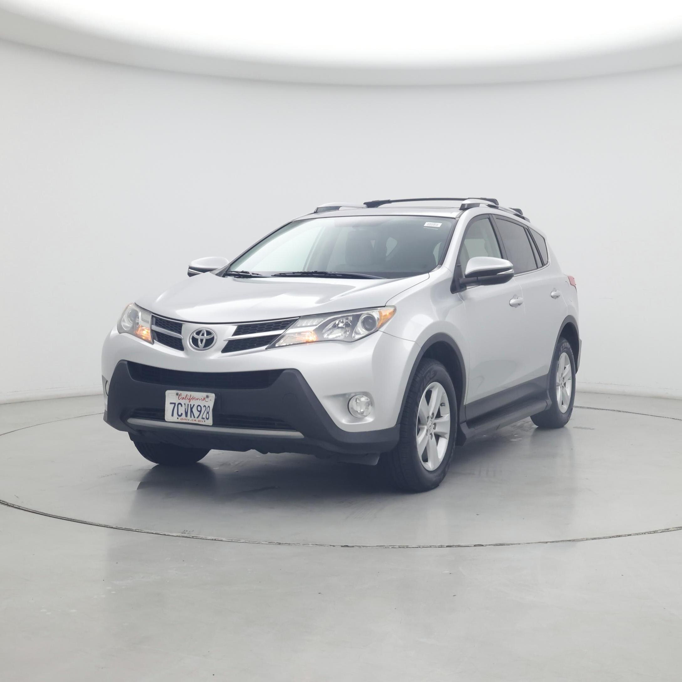 Thumbnail: 2013 Toyota RAV4 - 4