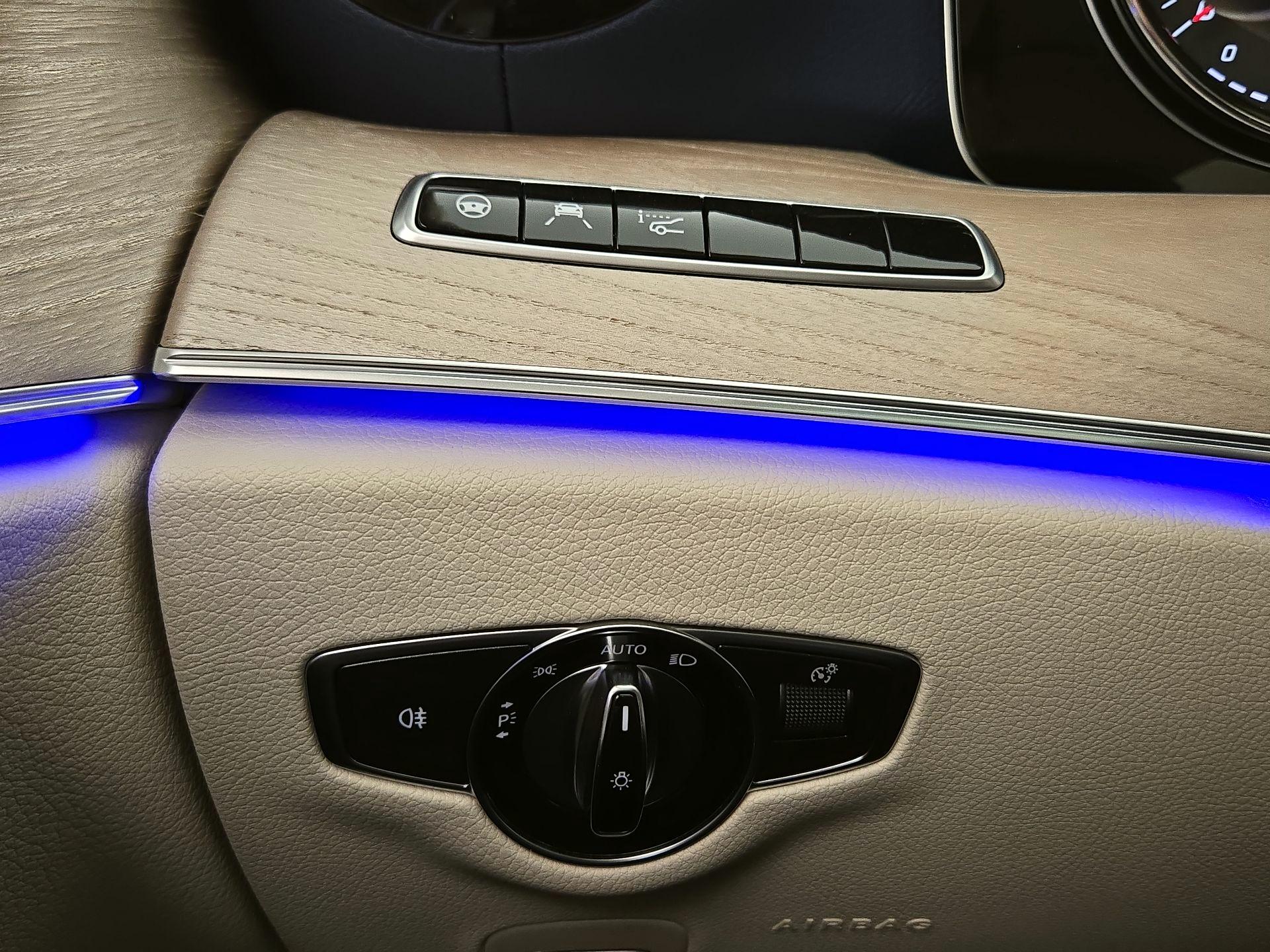 Thumbnail: 2019 Mercedes-Benz E-Class - 13