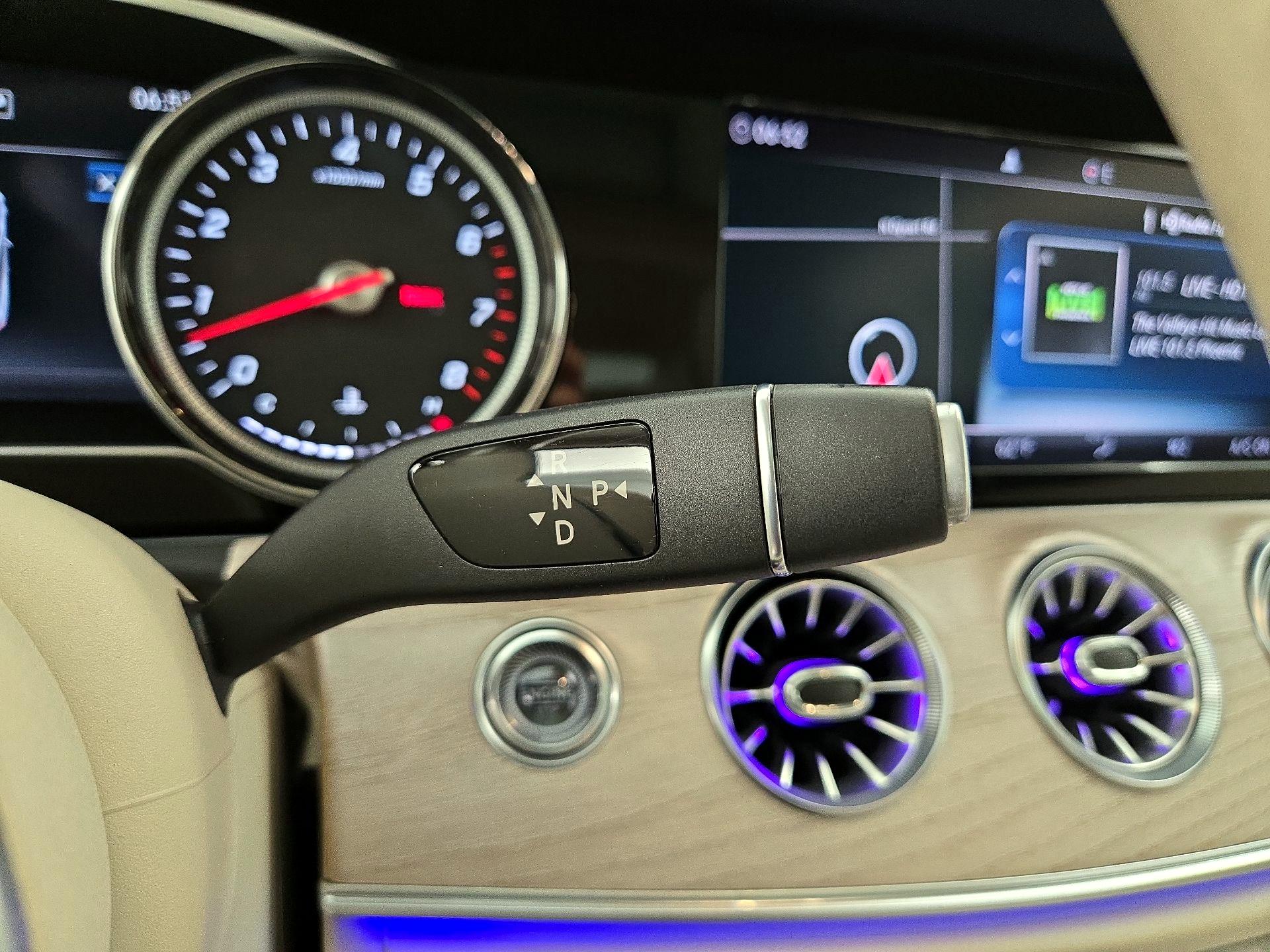 Thumbnail: 2019 Mercedes-Benz E-Class - 18
