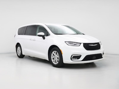 2023 Chrysler Pacifica Touring L -
                Raleigh, NC
