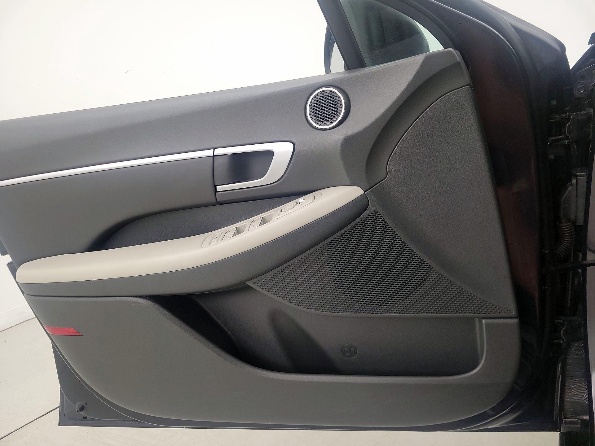 Thumbnail: 2023 Hyundai Sonata - 12