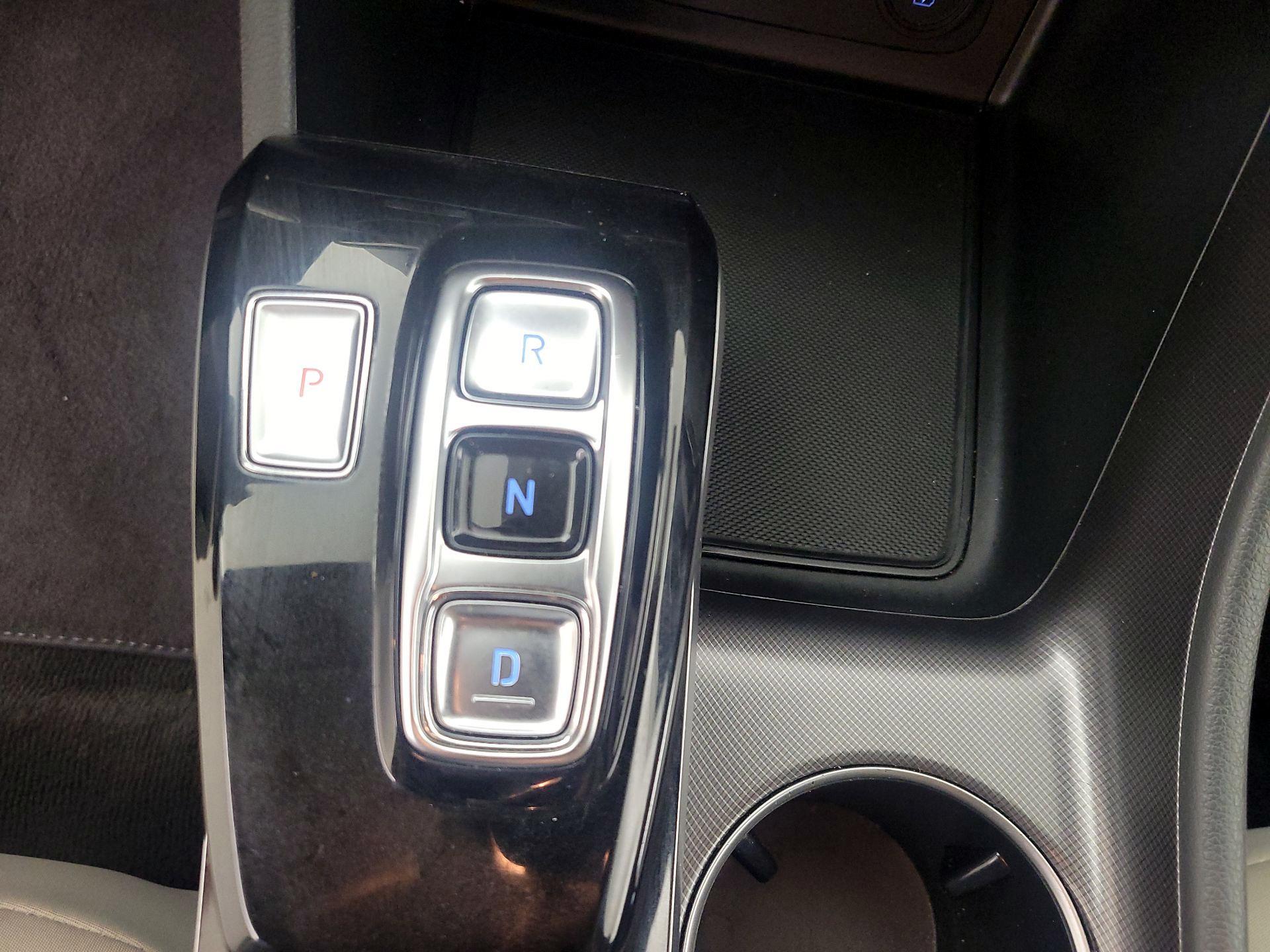 Thumbnail: 2023 Hyundai Sonata - 18