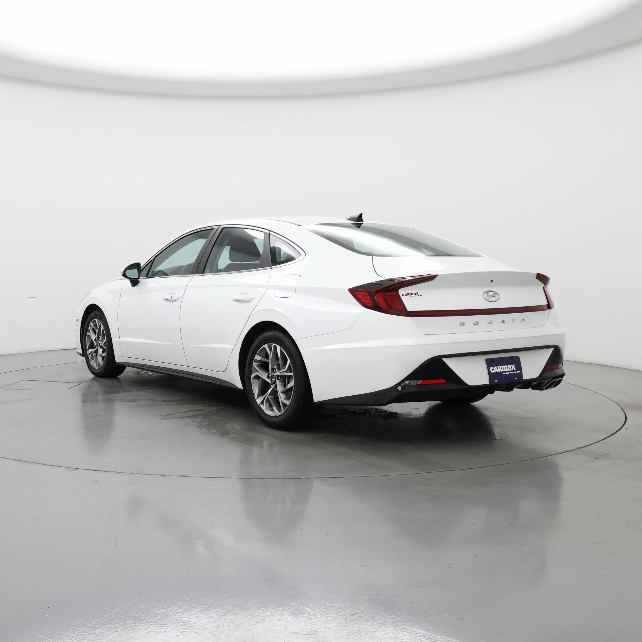 Thumbnail: 2023 Hyundai Sonata - 2