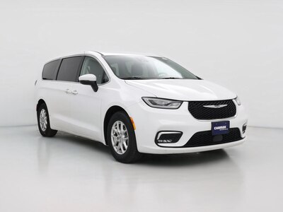 2023 Chrysler Pacifica Touring L -
                Madison, TN