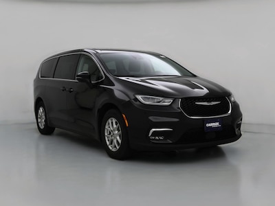 2023 Chrysler Pacifica Touring L -
                Buford, GA