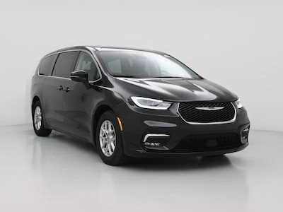 2023 Chrysler Pacifica Touring L -
                  Lithia Springs, GA