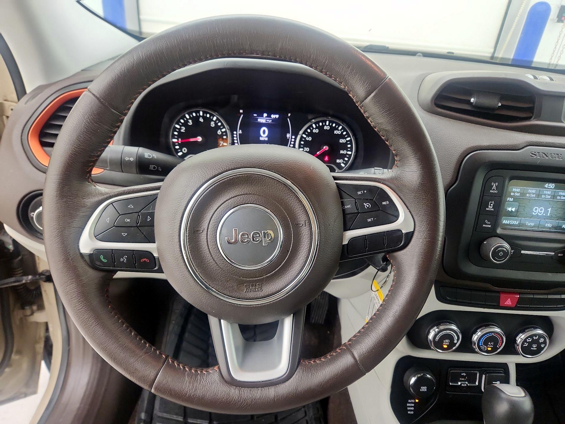Thumbnail: 2015 Jeep Renegade - 10