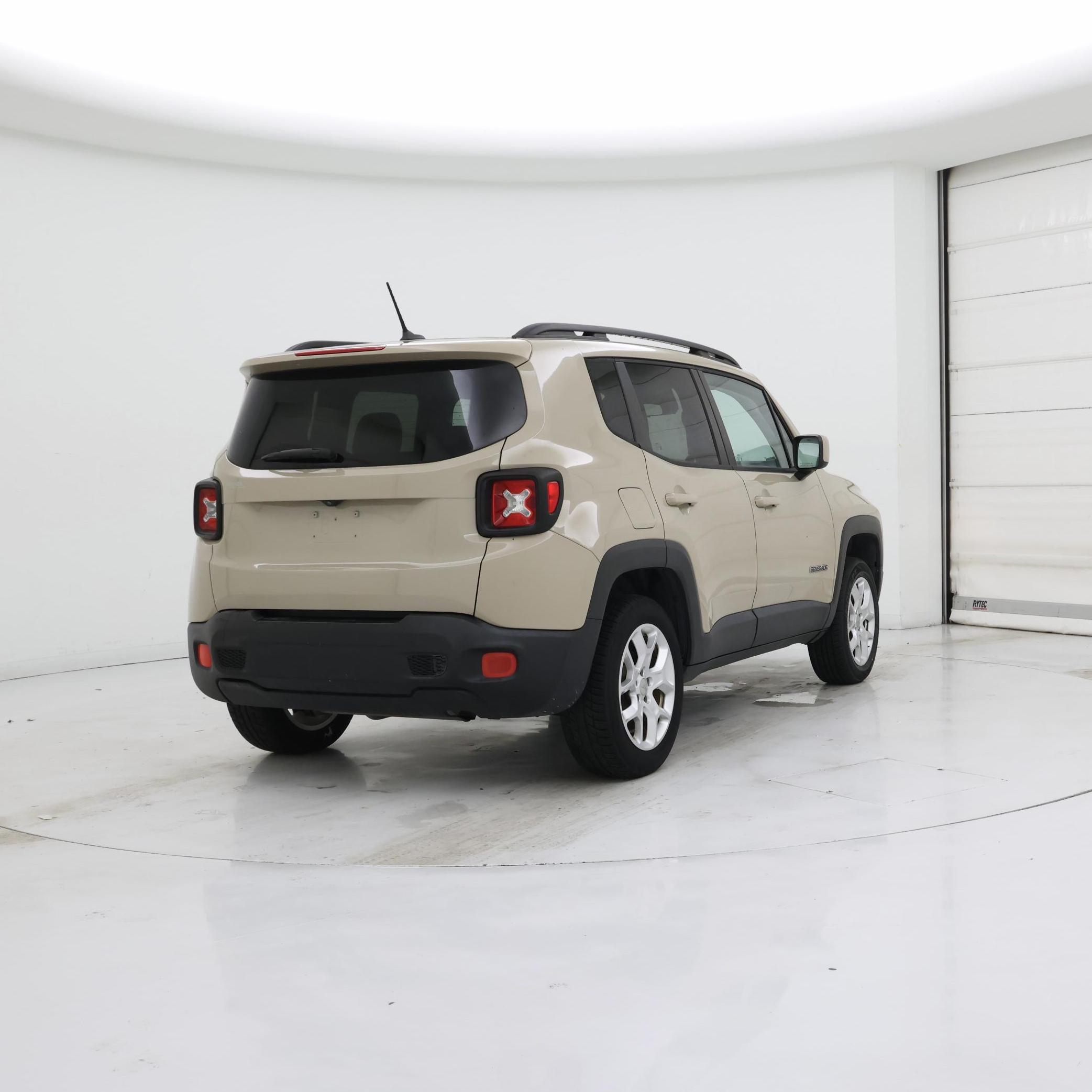 Thumbnail: 2015 Jeep Renegade - 8
