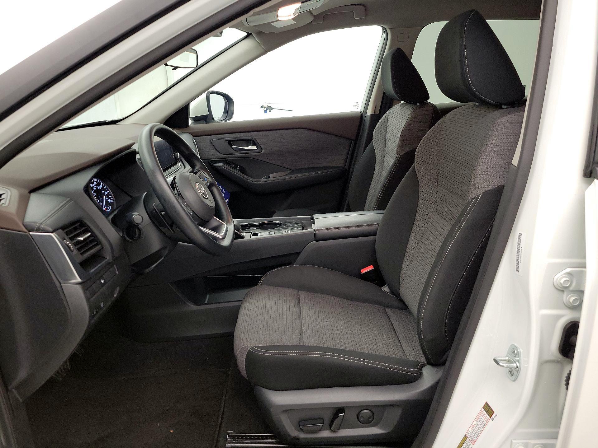 Thumbnail: 2023 Nissan Rogue - 11