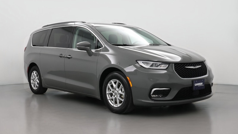 2022 Chrysler Pacifica Touring L Hero Image