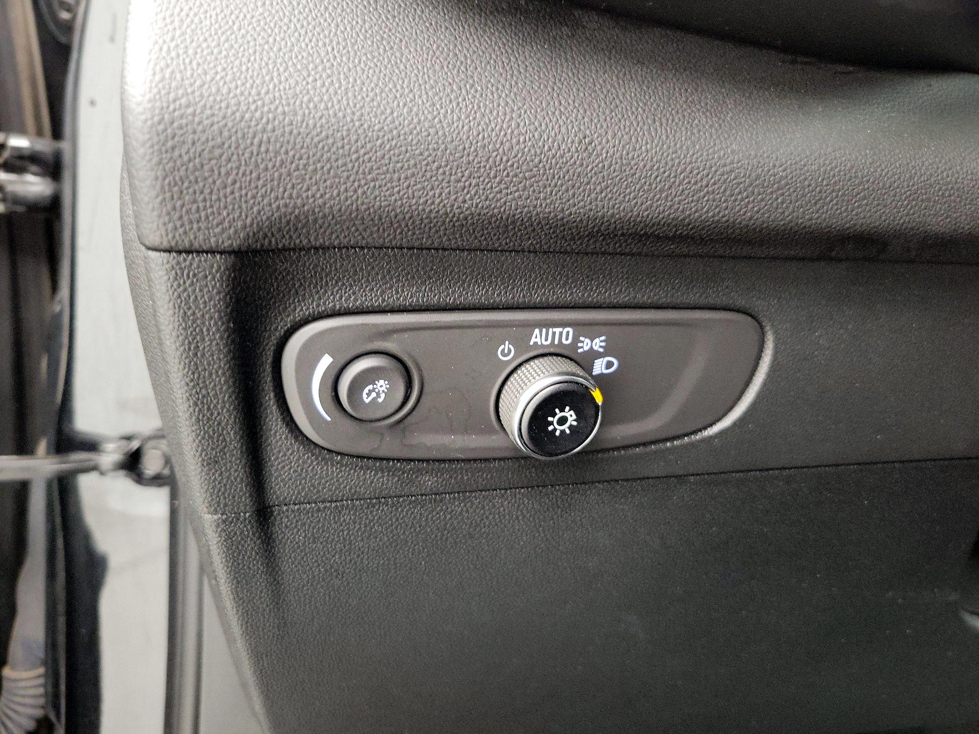 Thumbnail: 2023 Buick Envision - 13