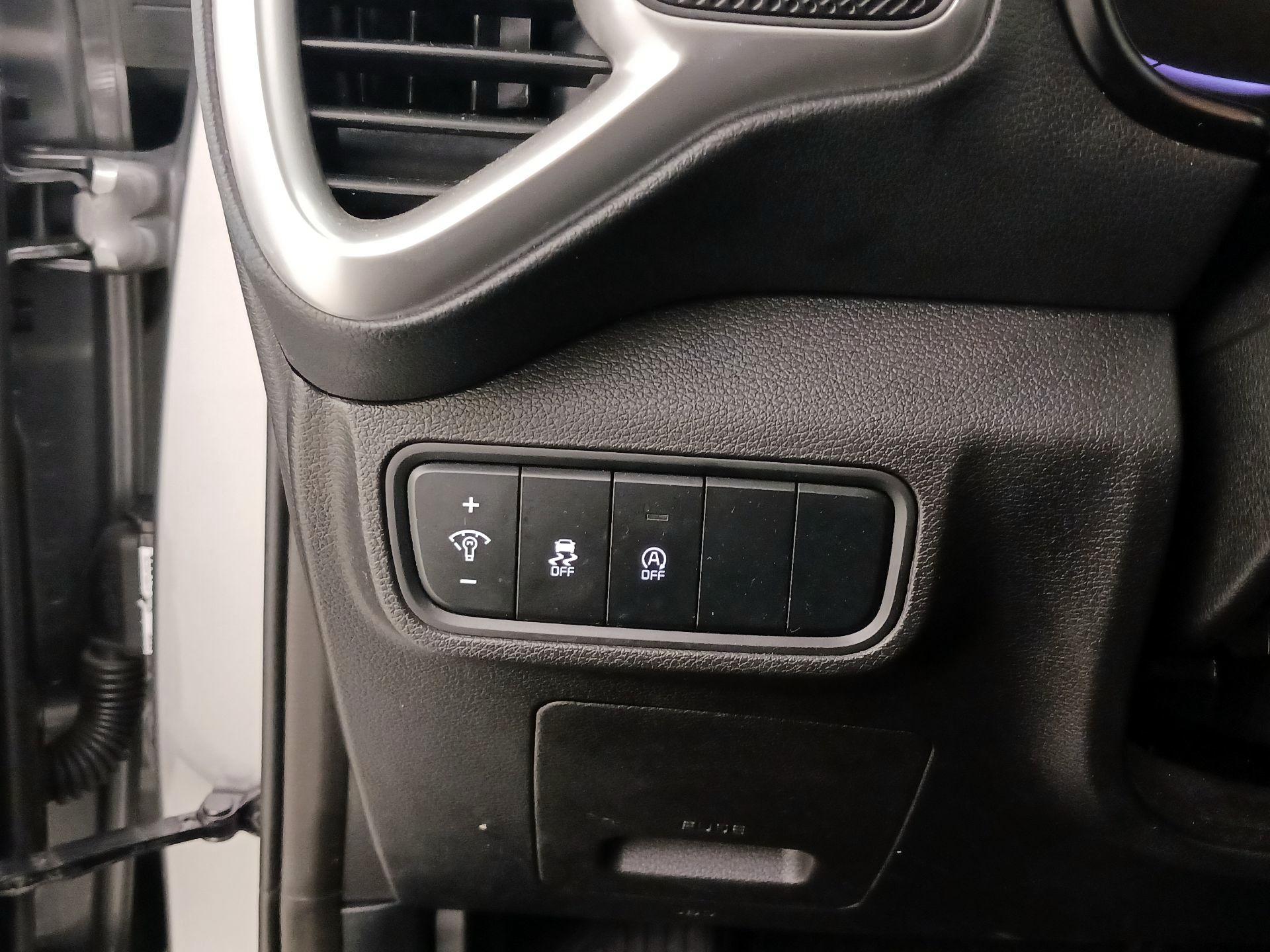 Thumbnail: 2023 Kia Soul - 13