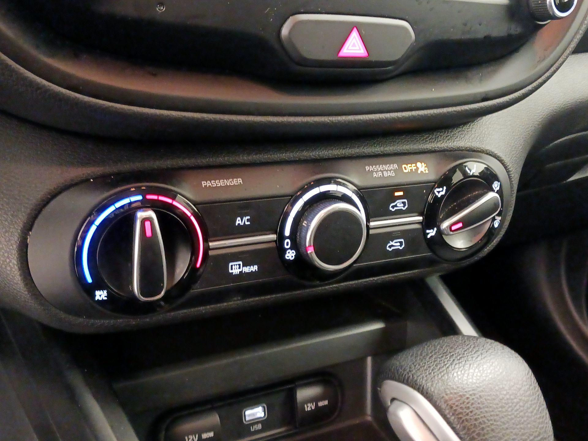 Thumbnail: 2023 Kia Soul - 16
