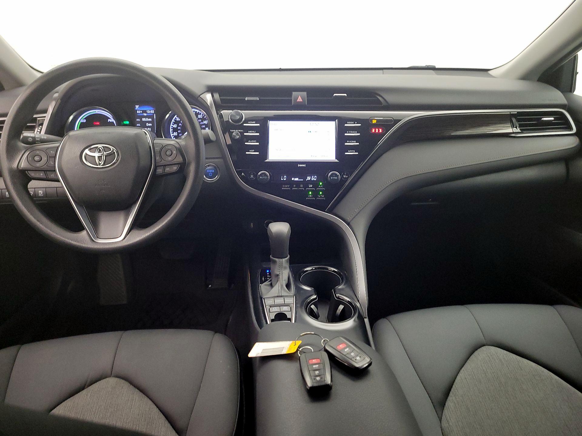 Thumbnail: 2020 Toyota Camry - 9