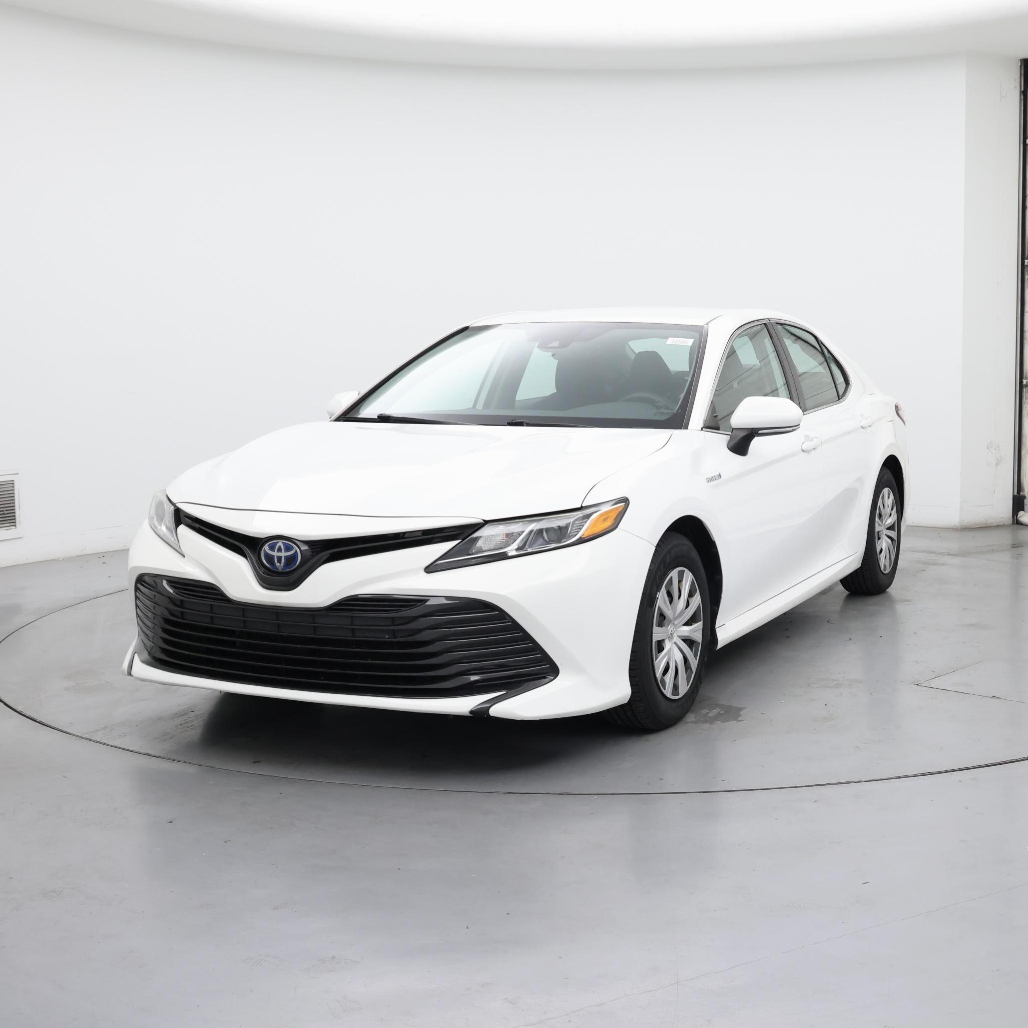 Thumbnail: 2020 Toyota Camry - 4