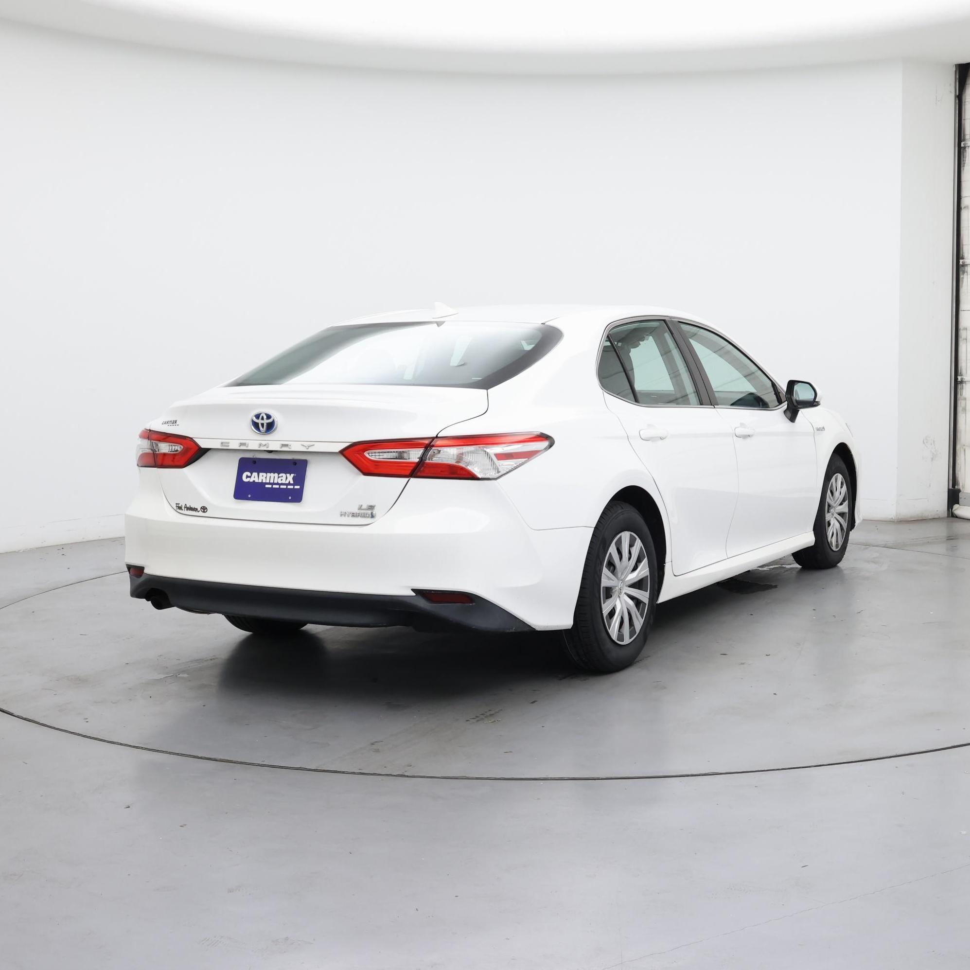 Thumbnail: 2020 Toyota Camry - 8