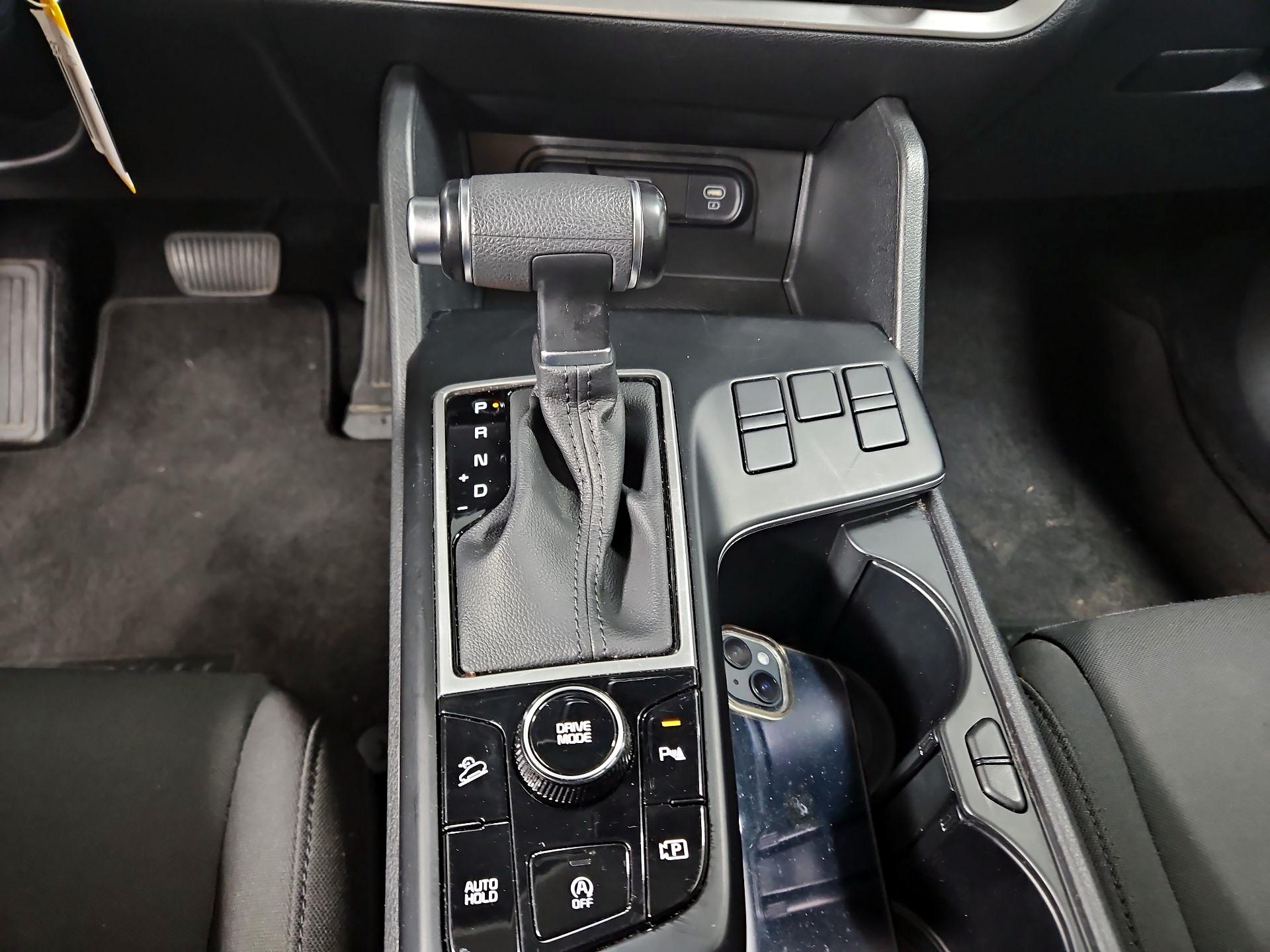 Thumbnail: 2023 Kia Sportage - 17