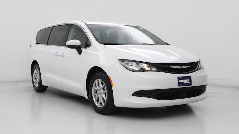 2023 Chrysler Voyager LX Hero Image