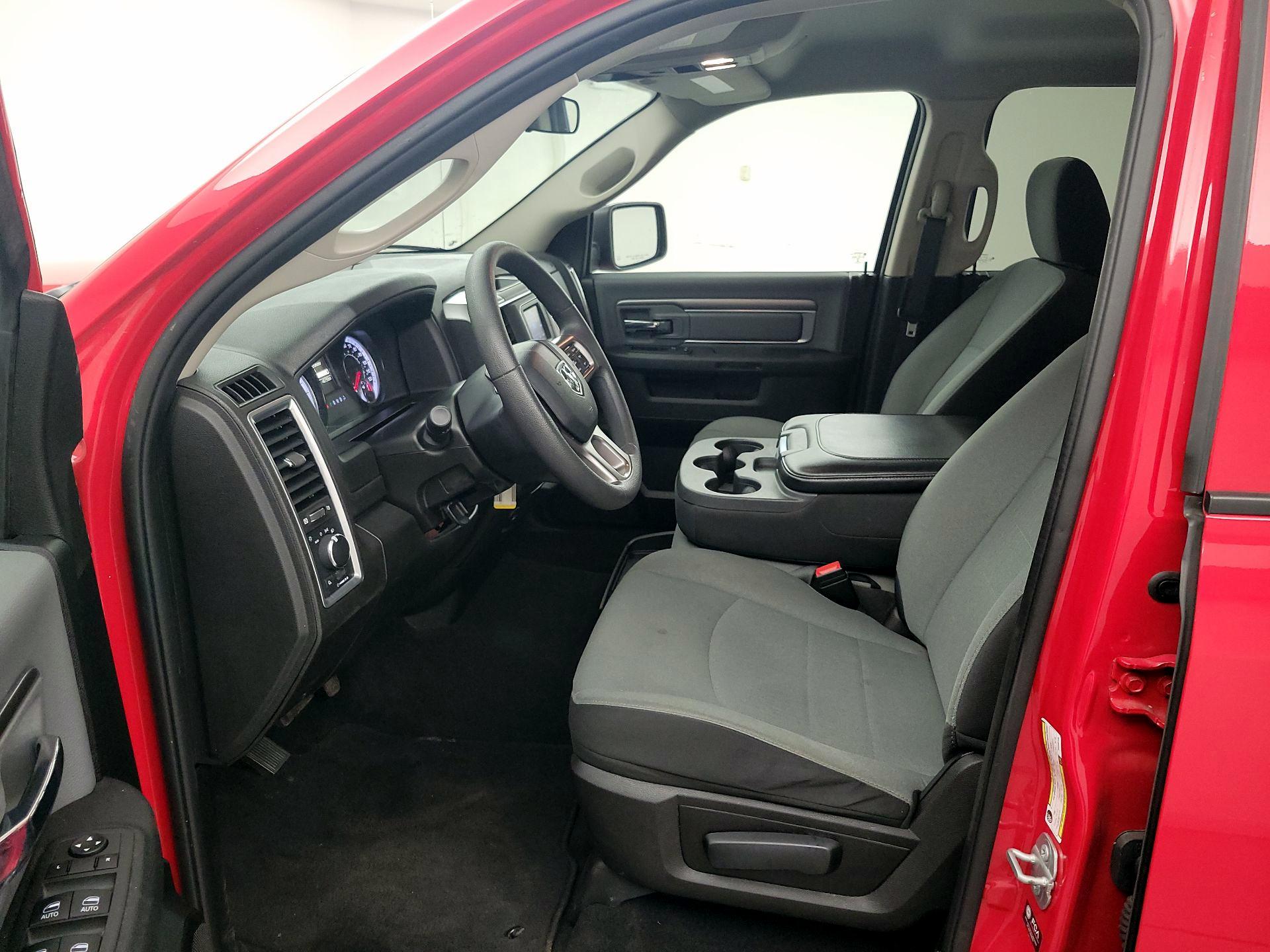 Thumbnail: 2022 RAM 1500 Classic - 11