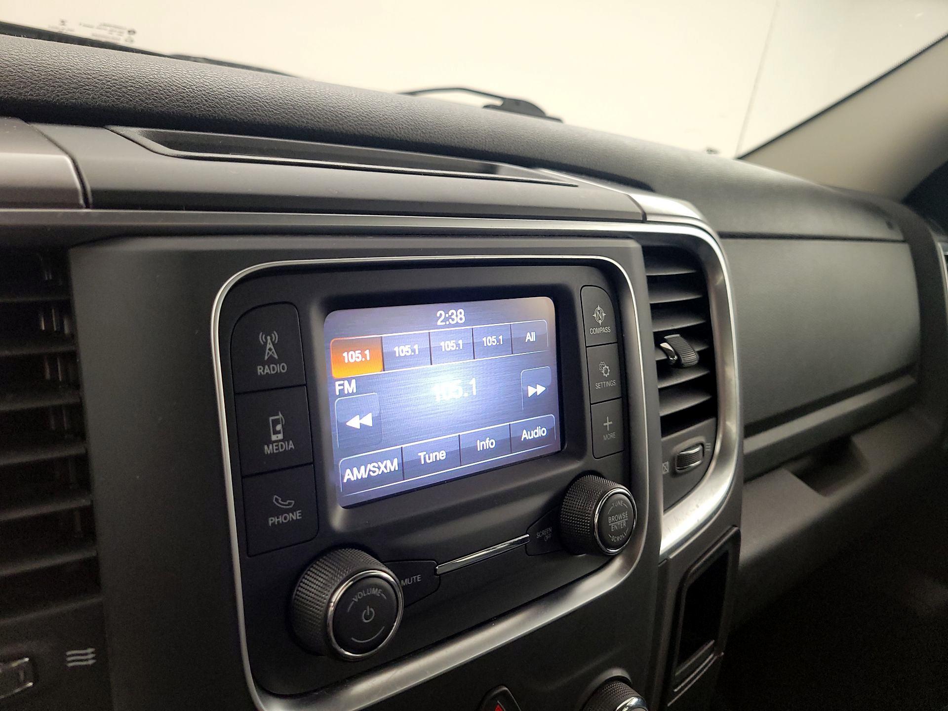 Thumbnail: 2022 RAM 1500 Classic - 15
