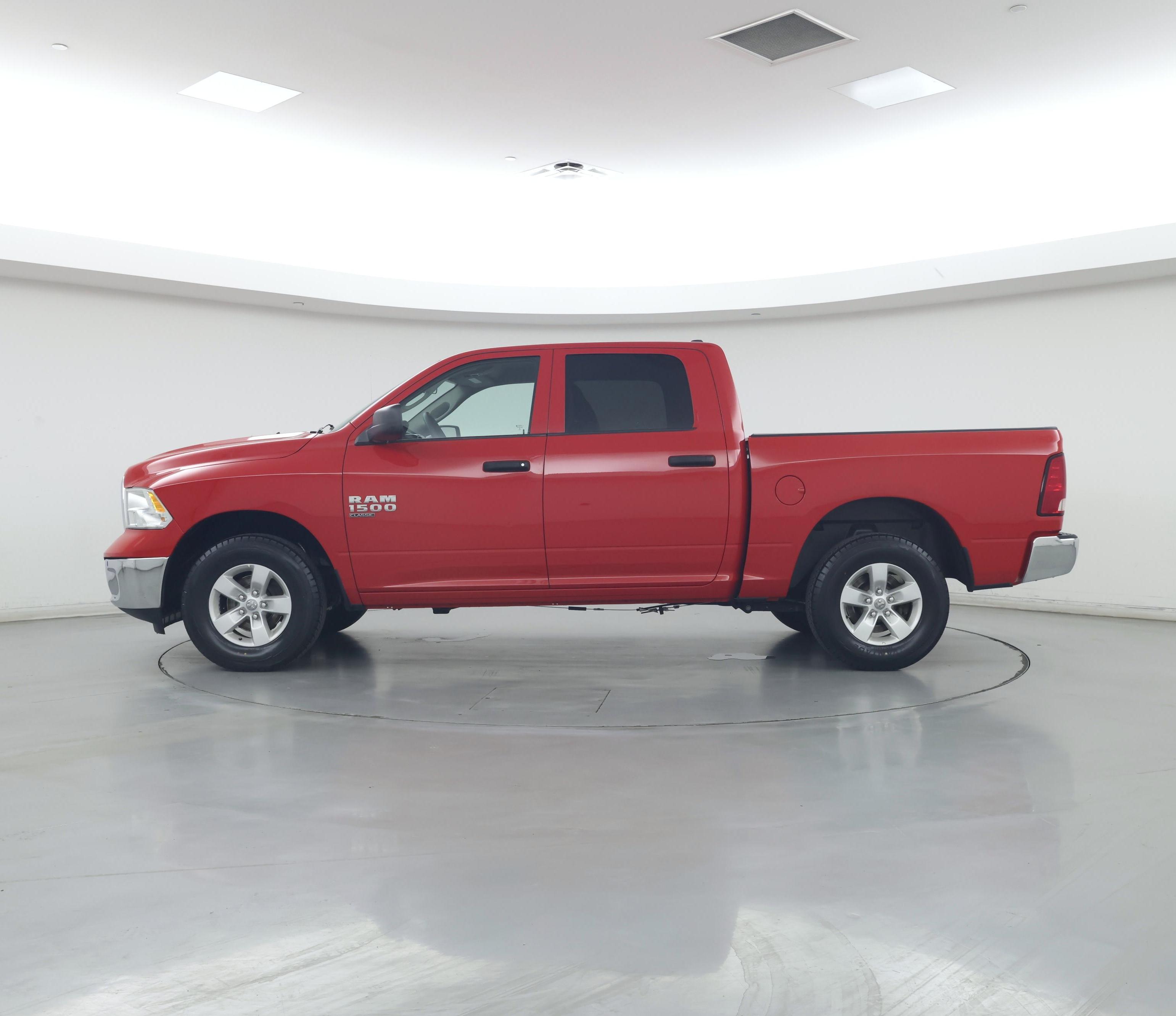 Thumbnail: 2022 RAM 1500 Classic - 3