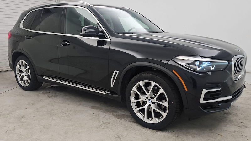 2023 BMW X5 sDrive40i Hero Image