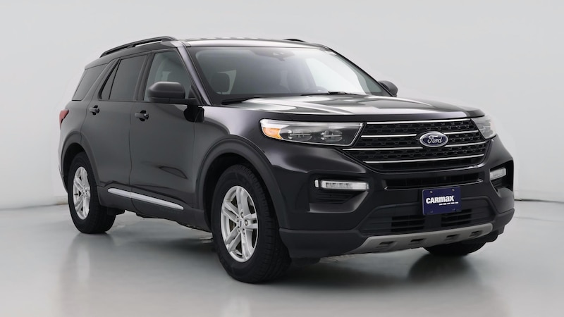 2023 Ford Explorer XLT Hero Image