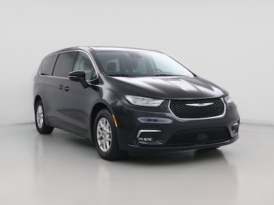 2023 Chrysler Pacifica Touring L -
                Raleigh, NC