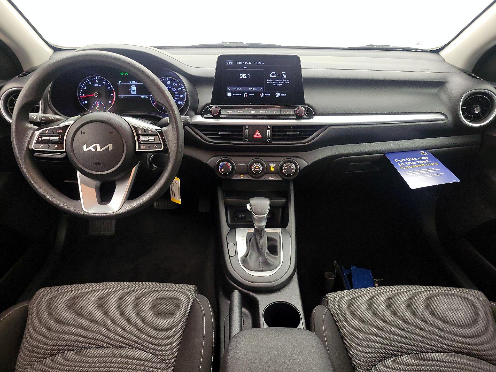 Thumbnail: 2023 Kia Forte - 9