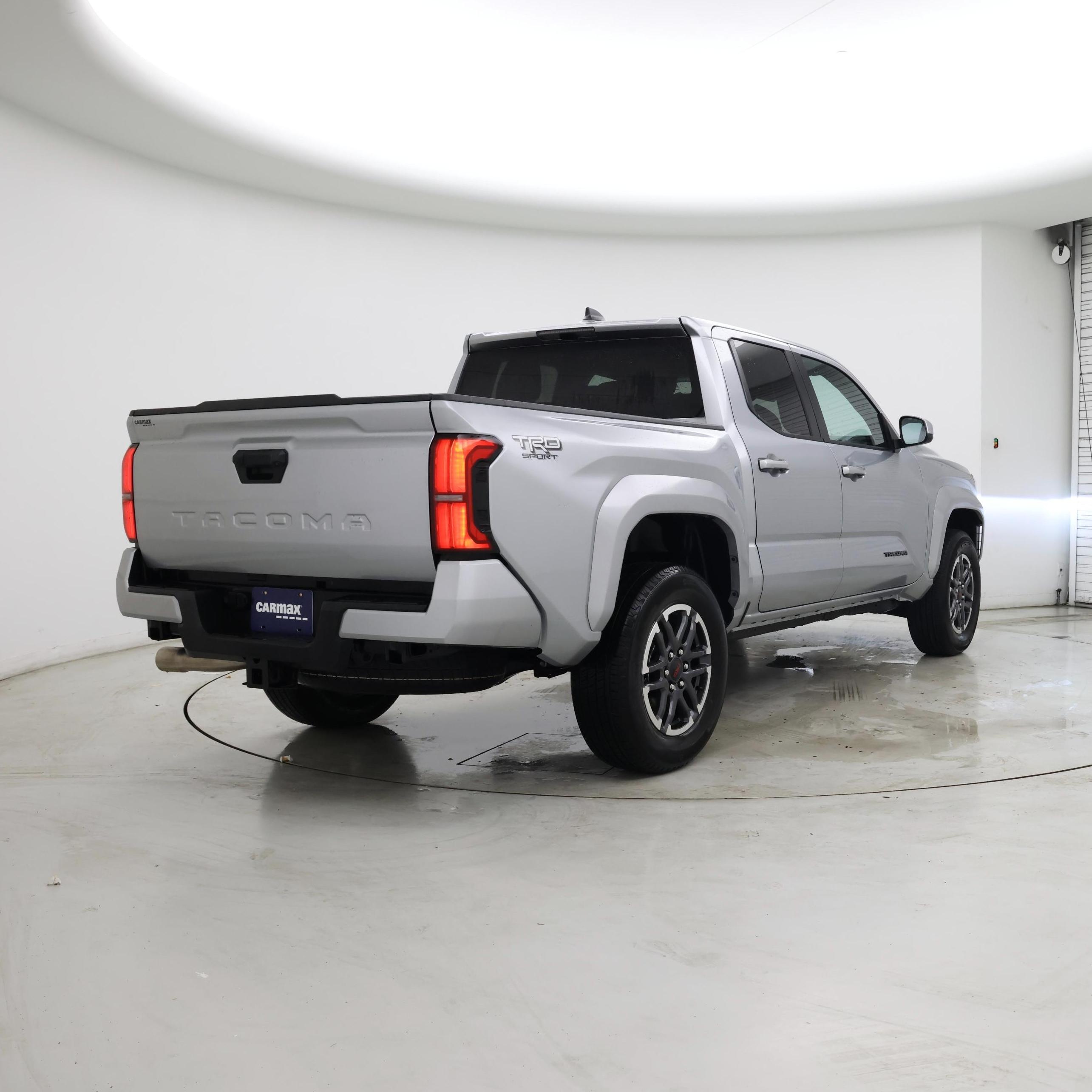 Thumbnail: 2024 Toyota Tacoma - 8