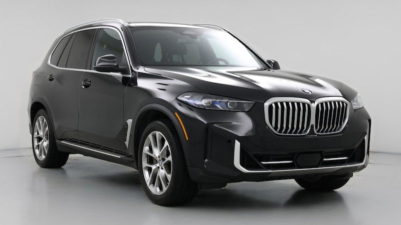 2024 BMW X5 sDrive40i Hero Image