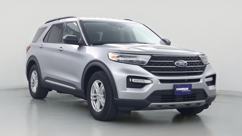 2023 Ford Explorer XLT Hero Image