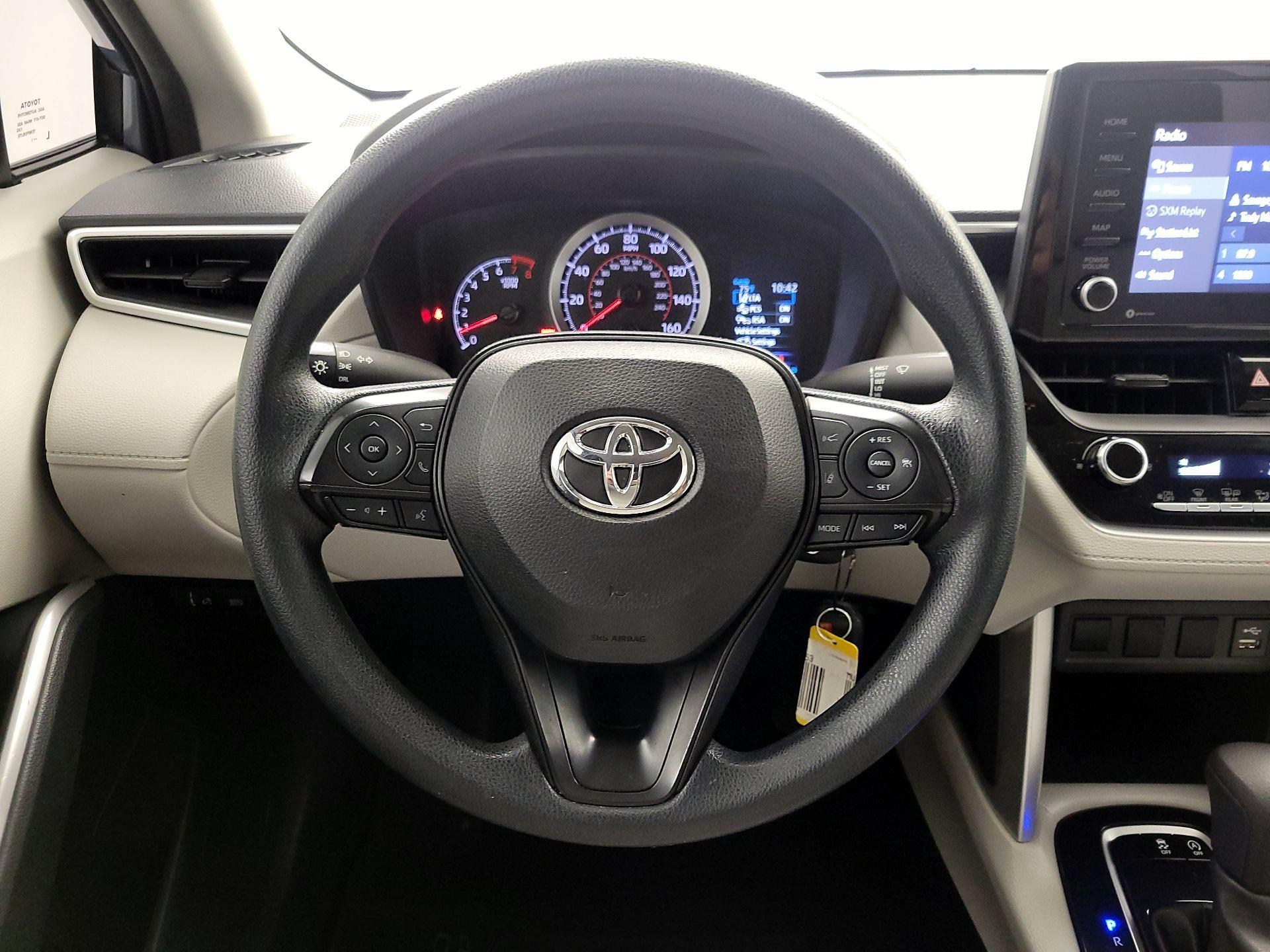 Thumbnail: 2022 Toyota Corolla Cross - 10